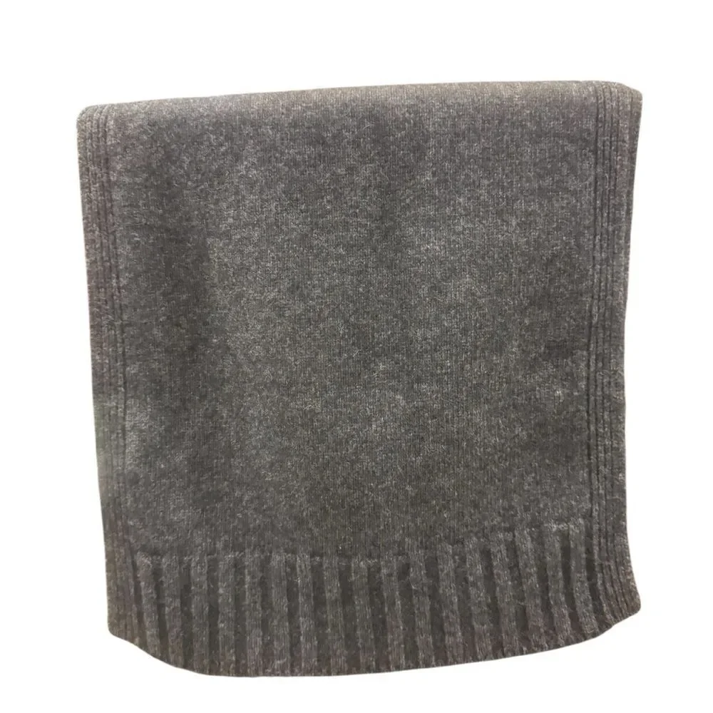 Céline Charcoal Gray Wool & Yak Blend Wrap Shawl Scarf with Ribbed Edges Auth